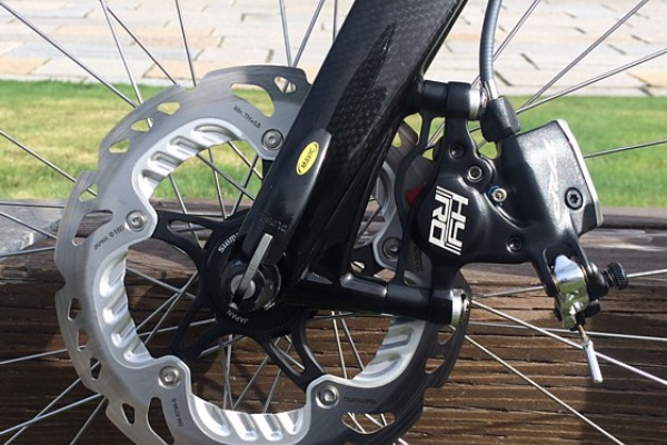 iwanの自転車日記 - 中華カーボン