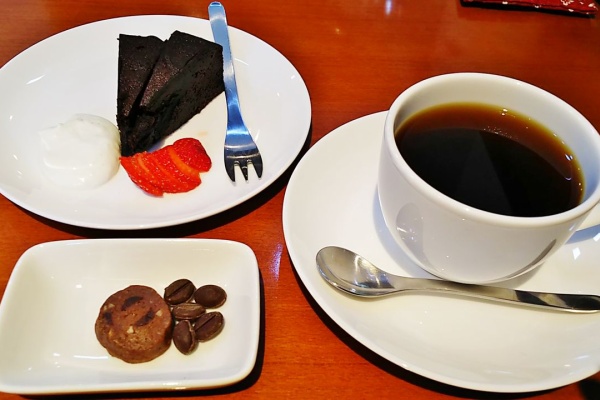 シージャの食べ歩きブログ 土岐市