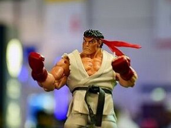 格ゲーのCPUって「キャラの能力はプレーヤと完全に同じだけど人間は絶対に勝てない」ってできるんだよね？