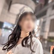 【ノーブラ部屋着姿】すっぴんでリラックスしている巨乳彼女！！