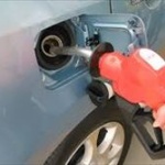 ガソリンって近所で入れるだろ安いからって遠い所まで行ってその間の燃料代どうするんだ？