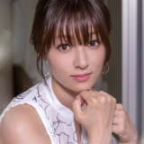 【悲報画像】深田恭子(42)、水着になった結果ガルちゃんで叩かれまくってしまう･･･