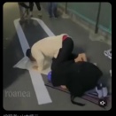 イスラム教徒が日本でも路上祈祷を始めやがった　モスクを作らせる為にわざとやってる