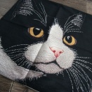 【SHEIN】クッションカバー ブラック&ホワイトタキシードの猫プリント