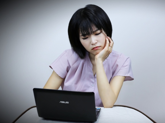 株式投資をはじめて精神的につらい場合どうしたらいいか？