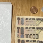 とある夫婦「結婚式の御祝儀を数えよっと…ん？なんだこれ？」ﾊﾟｼｬｯ → とんでもない物が入っててアツすぎるｗｗｗｗｗ