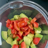 トマトとアボカド&小エビのハニーマスタード