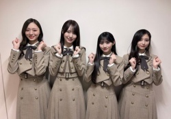 川﨑桜、ブログやインスタに井上和を載せまくる
