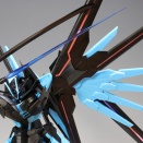 HG マイティーストライクフリーダムガンダム ［リサーキュレーションカラー/ネオンブルー］