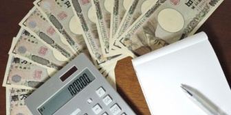 不動産屋から「更新手続きをしてください」という手紙が来たけど、手続きの方法が書かれていなかった…