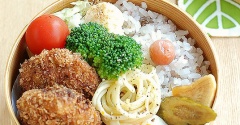 メンチカツ弁当【うさぎ農園】
