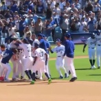 【動画】大谷翔平さん、サヨナラ弾のフリーマンよりもベッツへのケアを優先してしまう