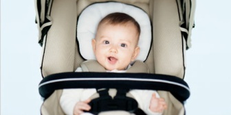 スーパーの駐車場でベビーカーに赤ちゃんを乗せていた女性が突然「あっ！」って叫んだから何事かと思ったら…