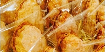 人数分割り切れる数のお菓子をバイト先に買っていく度に少な目に取る奴がいて気に障る…