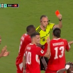 スイス代表エンボロ選手、W杯でイタイイタイをしてしまいレッドカード→スイス敗退