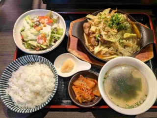 定食紀行！ 焼肉ホルモンYOTSUBA～四つ葉～＠長崎市