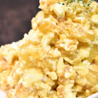 間違いない組み合わせ♪フライドポテト卵サラダ