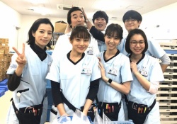 【ほっこり】西野七瀬、和気あいあいとしてる集合写真の笑顔がイイｗｗｗ