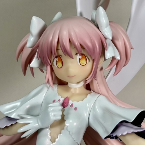 【フィギュアレビュー】劇場版 魔法少女まどか☆マギカ[新編]叛逆の物語 BANPRESTO EVOLVE アルティメットまどかフィギュア