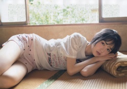 【衝撃】賀喜遥香、ショーパンで大胆”太もも”見せ。。。【画像】