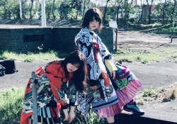 カッコイイｗ寺田蘭世＆山崎怜奈の個性全開ファッション画像はコチラｗｗｗ