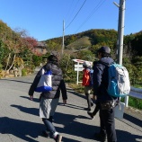 『私はお酒が飲めないのでジュースですが2012年の頃から毎年お誘いをいただき11月に5～9人位の人数で収穫祭に行きパートナーの相棒と参加された皆様と大自然の中でワイン(私はジュース)を』の画像