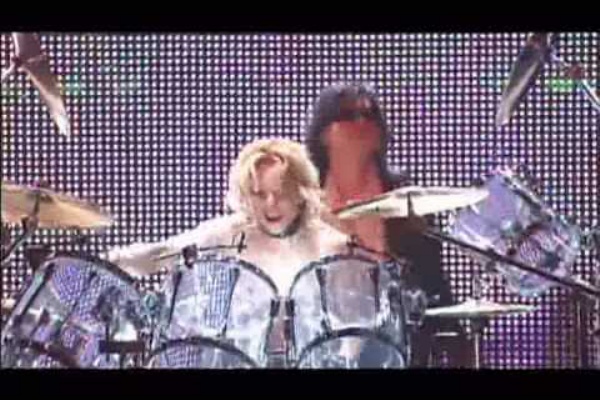 記録 メタルの名言 Xの 紅 はリフよりもサビよりも何よりも 曲が始まる前の 紅だー がファンにとっての最大号泣ポイントになる