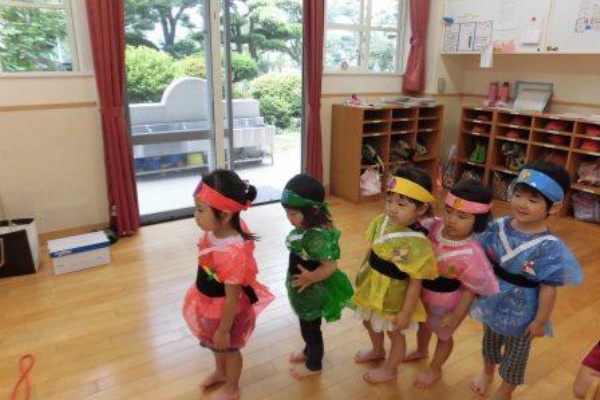 すみれ組 忍者ごっこ ひまわり認定こども園のブログ