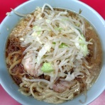 青木悠真のラーメンと野球で日が暮れる