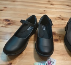 パンジーの靴っておばさん臭いと思ってた。⇐じゅうぶんおばさんがなにを言う