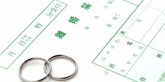 【愚痴】ママ友が離婚してシングルになってから遊ぶ時にお金を出してくれなくなったんだけど…