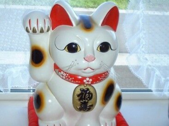 海外「たまたま入ったカフェで招き猫を作ってきた！」予定外だったけど思いのほか楽しかった日本の観光に対する海外の反応