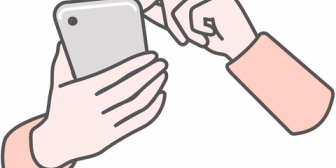 彼女に私の携帯を見ないようにと言いたいんだが…