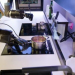 【究極！】世界初！ロボットが全自動で一流シェフ並の料理を作る「ロボットキッチン」登場