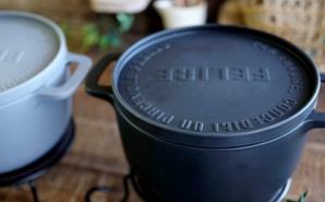 セリアの"鉄鍋風"ランチボックス