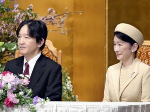 秋篠宮皇嗣両殿下　平安神宮の創建１３０年の祭典にご出席