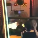 QQQ(海外の反応)