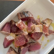 春菊と鰹のたたきのおつまみサラダ