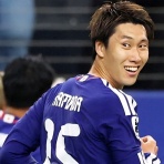 べるサッカー