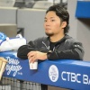 打球当たった日本ハム・伊藤　名優ばり演技？！足引きずり「この後レントゲン撮って…」