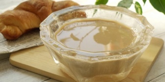 毎朝俺が朝食の時コーヒー（というかカフェオレ）飲むんだが、3歳の息子が俺が席離れてるうちに勝手に飲んでしまい…