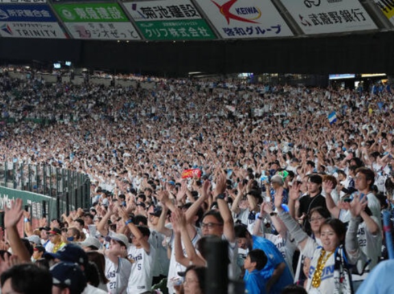  西武応援団「ホークス倒せ！ファイターズ！ホークス倒せ！ファイターズ！」←これ