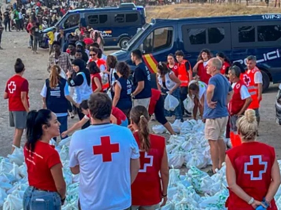 【動画】スペイン人「不法移民を支援する赤十字は出ていけ！」⇒現地で妨害活動が勃発