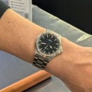 【Sinn】フォーマルにも使えるミニマルデザイン、556を選んでいただきました