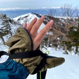 絶対にマネをしてはいけない山歩き。