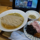 自家製中華そば  麺の虜　～冷やし貝だしラーメン＆麺の虜ラーメン～