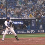 川口球審、打撃妨害を認めず…抗議した相川監督を遅延行為として退場処分に