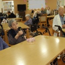 カラオケクラブで歌詞の世界を旅する