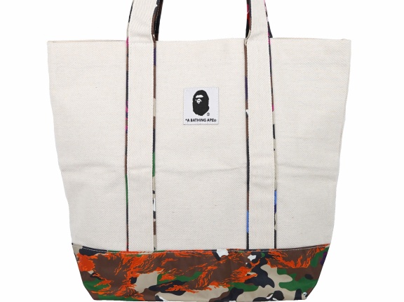 Smart (スマート) 2026年 8・9月合併号 《付録》 A BATHING APE® [ア ベイシング エイプ] HYBRID CAMOデザイン大容量トートバッグ