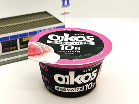 【1136レビュー目/９０点】オイコスに『ピーチ』登場！食べやすい甘さで人気が出そう！脂質０で高たんぱくな発酵食品を、スイーツ感覚で！